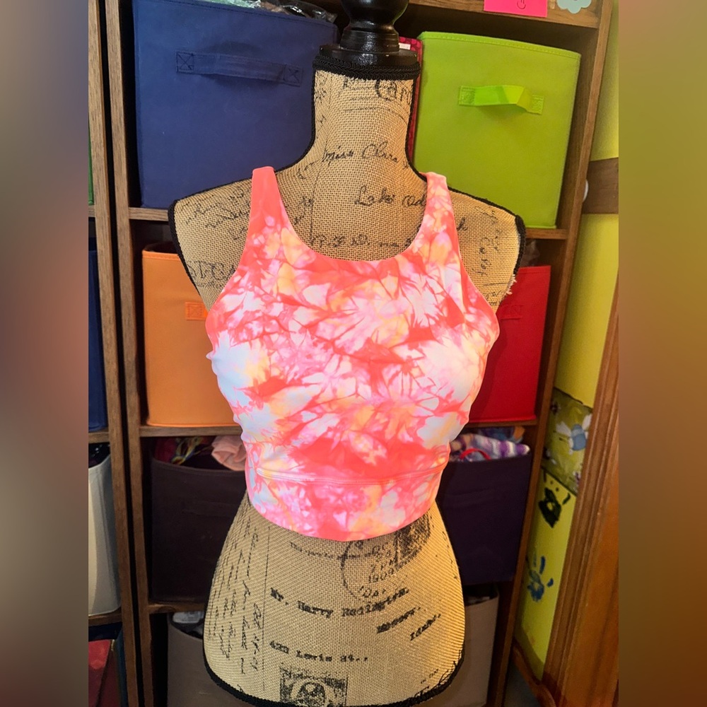 🧡💛🌸💓LULULEMON SPORTS BRA-size 12
